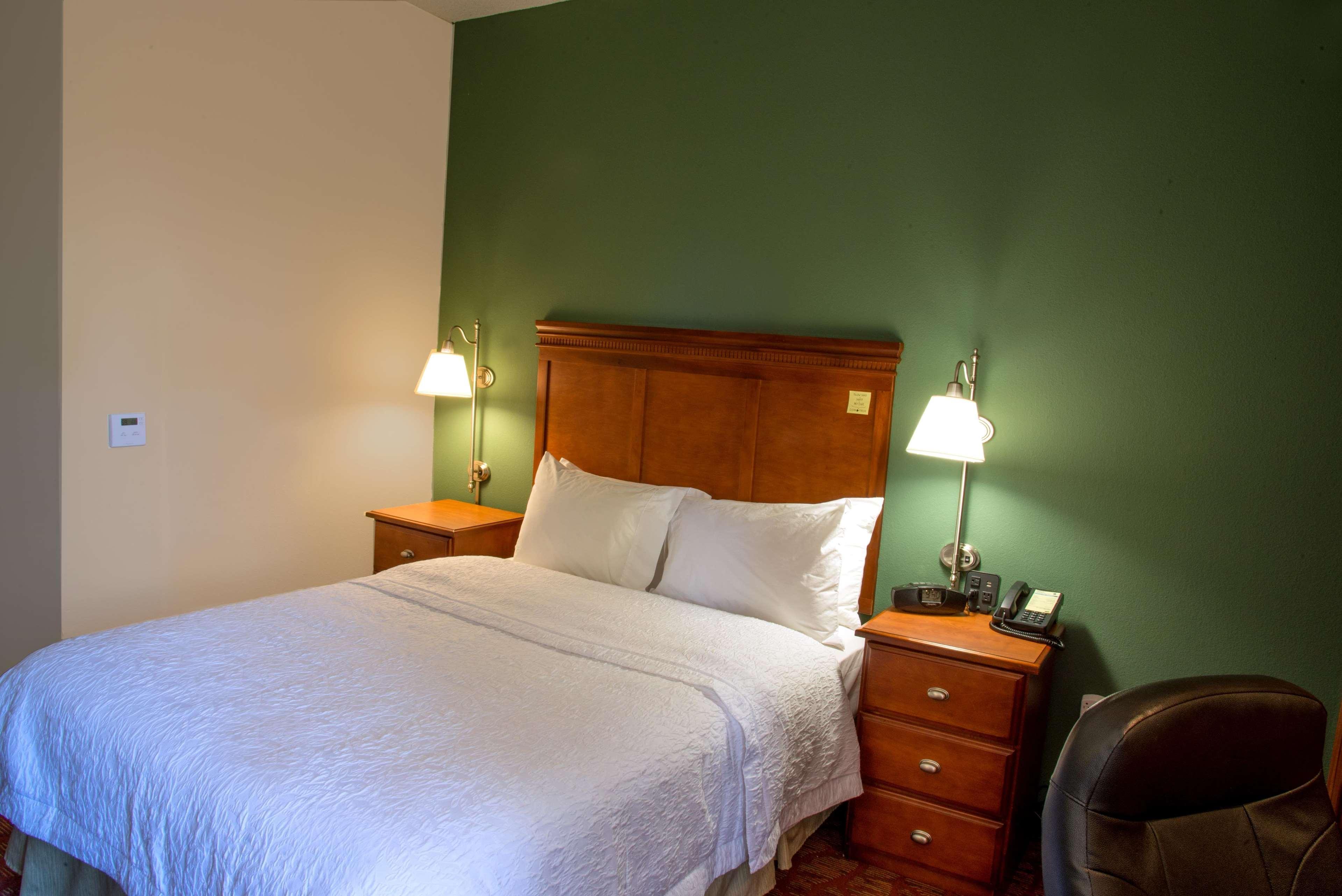Hampton Inn Charleston Downtown Exterior photo