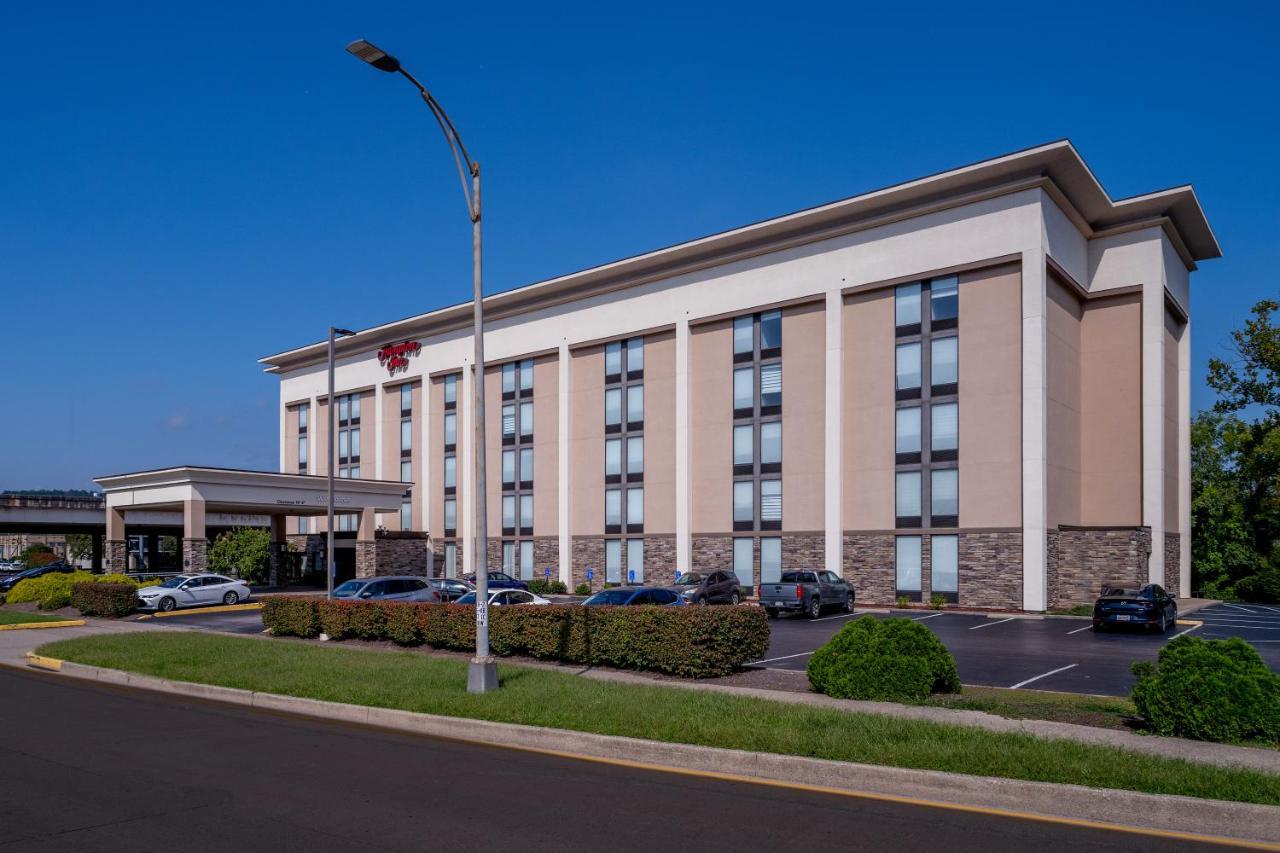 Hampton Inn Charleston Downtown Exterior photo