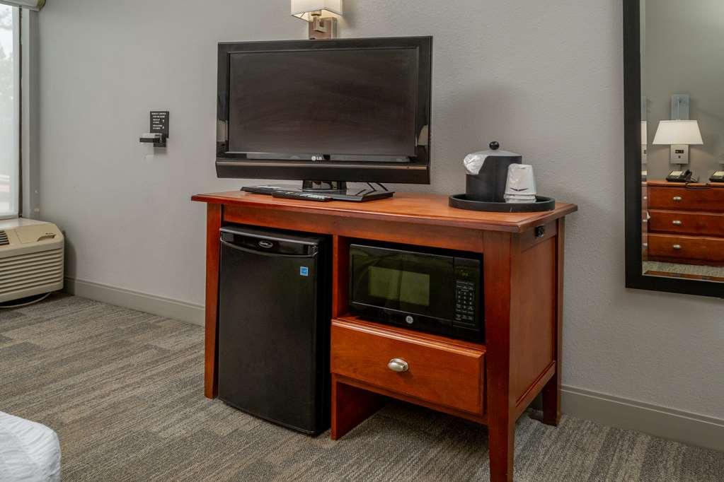 Hampton Inn Charleston Downtown Room photo